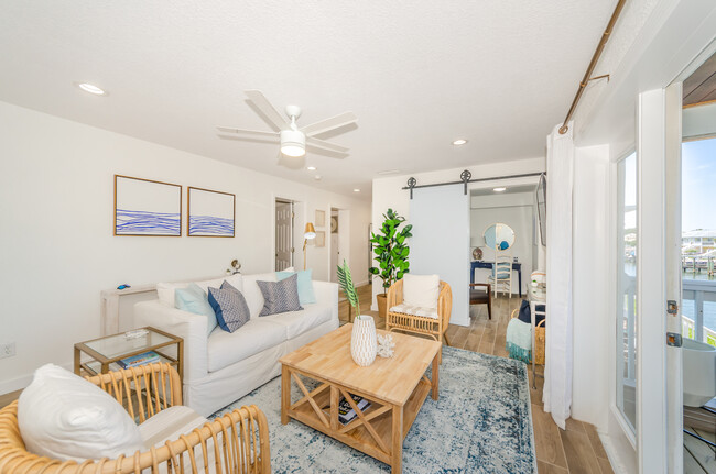 Building Photo - 5094 Starfish Dr SE