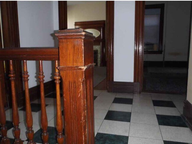 Foto del edificio - 3622 Liermann Ave