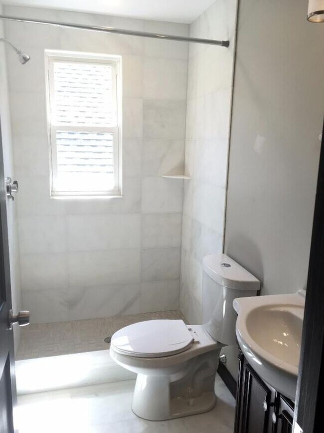 Foto del edificio - 4 bed in JP