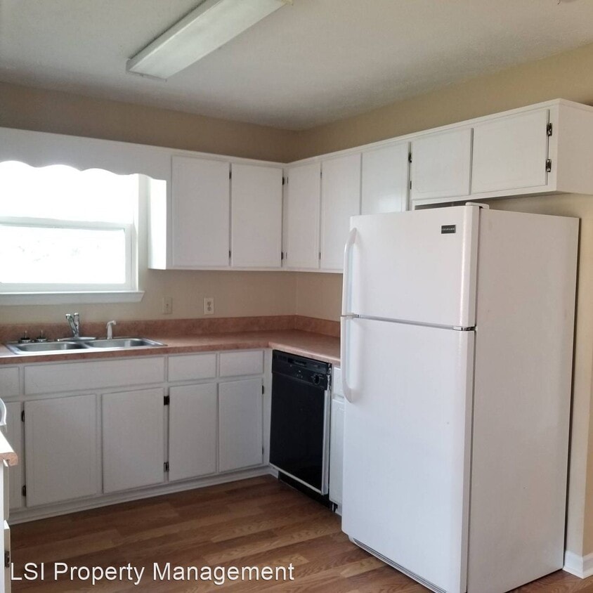 Primary Photo - 3 br, 2 bath House - 3724 Burnham Way