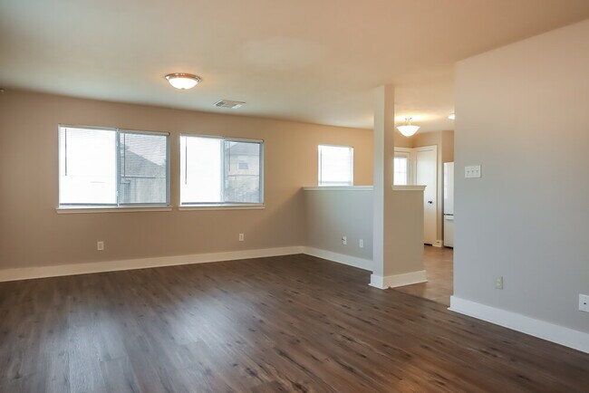 Foto del edificio - 7431 Leightonfield Ct