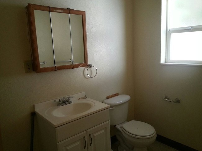 Interior Photo - 8468 Rainbow Ave