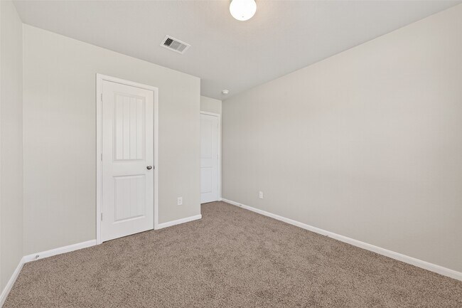 Foto del edificio - 7558 Highland Chase Dr