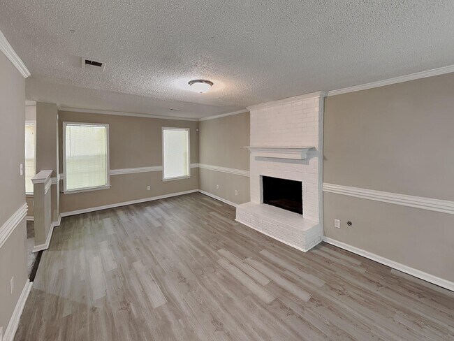 Foto del edificio - 5913 Sycamore Manor Cove