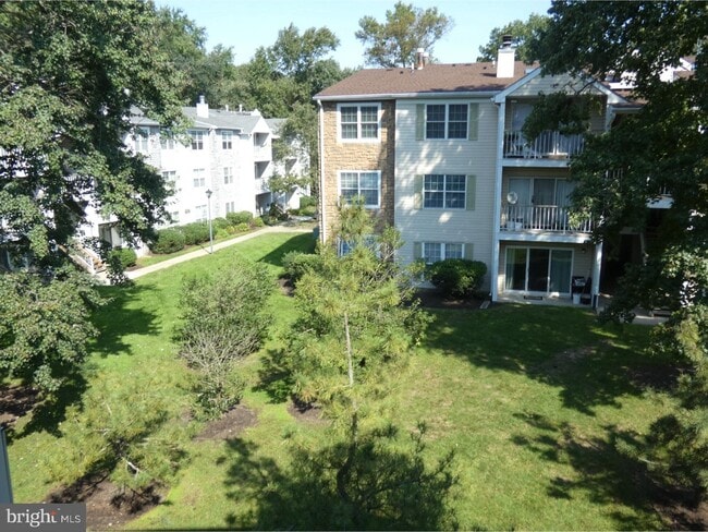 Foto del edificio - 12 Holly Ct