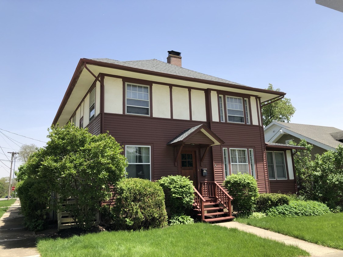 Primary Photo - 118 N 4th Ave