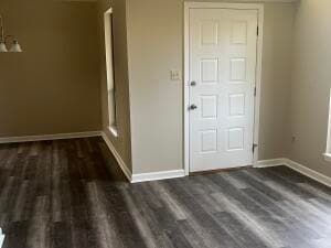 Building Photo - 4585 Hickory Dr