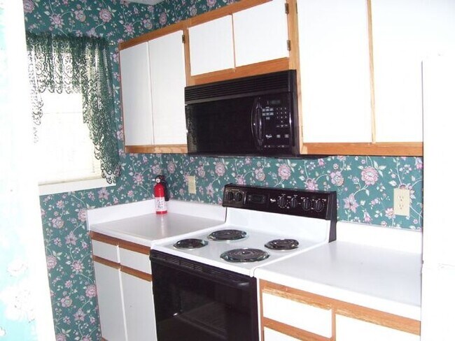 Foto del edificio - 275 Waterdown Dr