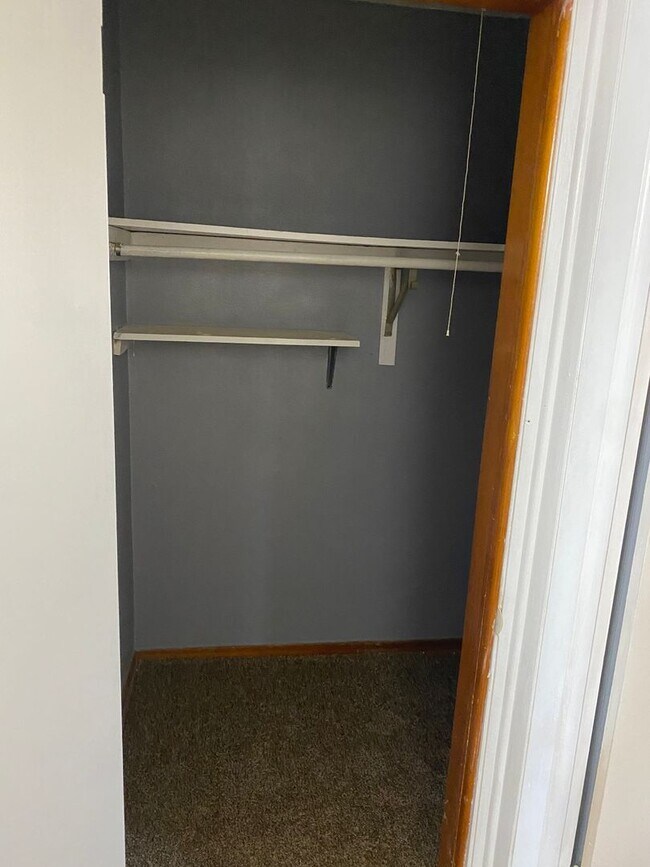 Foto del edificio - Spacious Two Bedroom Apartment