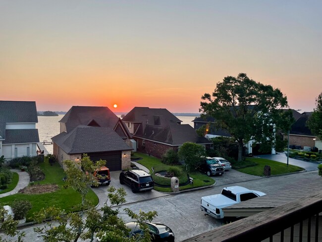 Foto del edificio - 20204 Atascocita Shores Dr