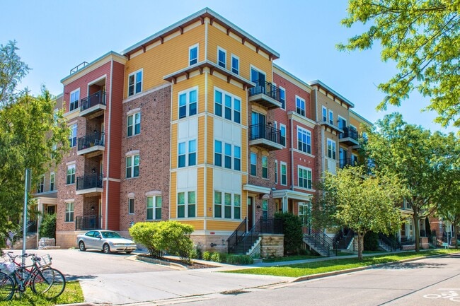 Building Photo - Park Central Apartments