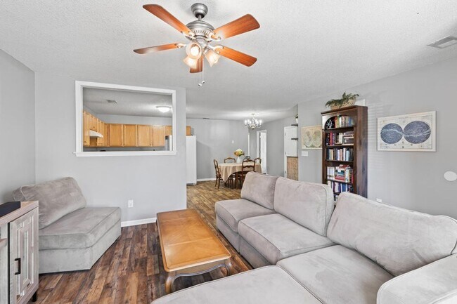 Foto del edificio - Scotts Mill 3 bed/ 2 bath