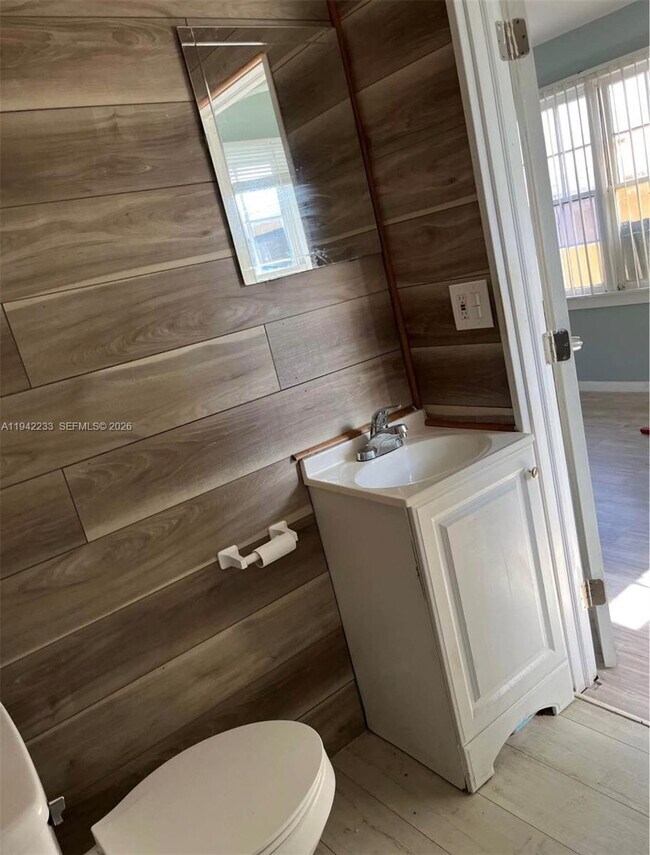 Foto del edificio - 1928 McKinley St