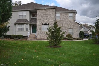 Building Photo - 2406 Taggert Dr