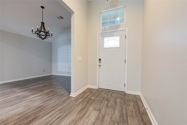 Foto del edificio - 20819 Grenoble Ln