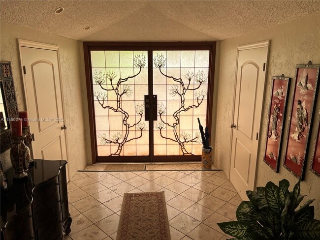 Foto del edificio - 9501 E Calusa Club Dr