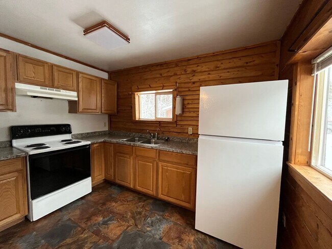 Foto del edificio - Pet friendly 2 bedroom cabin for rent in N...