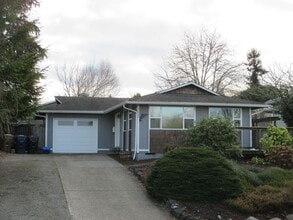 Building Photo - 5002 N 39th St
