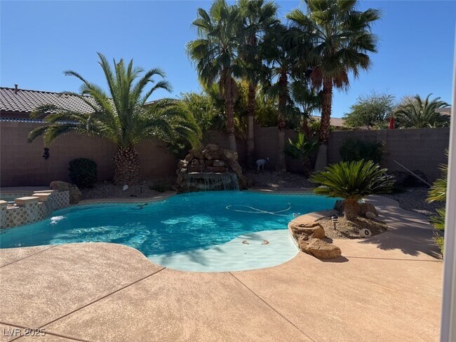 Foto del edificio - 7163 Adobe Falls Ct