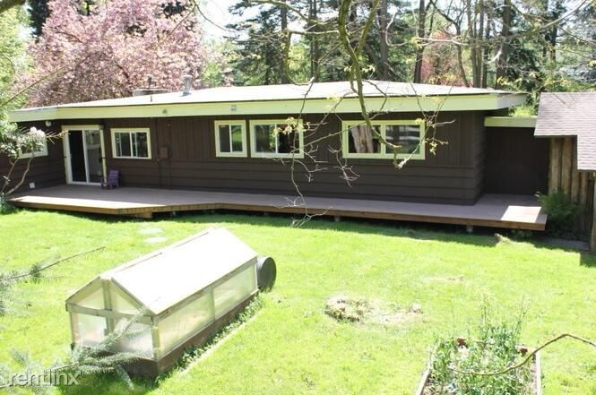 Building Photo - 3626 Aldergrove Rd