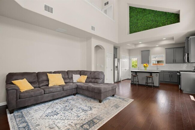 Foto del edificio - 6406 Owl Creek Ln