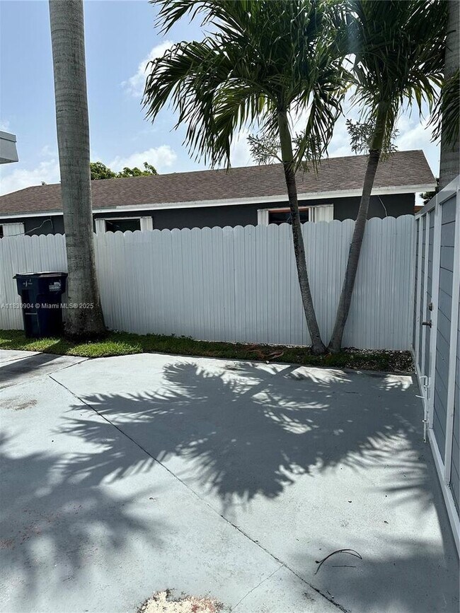 Building Photo - 11631 SW 179th Terrace