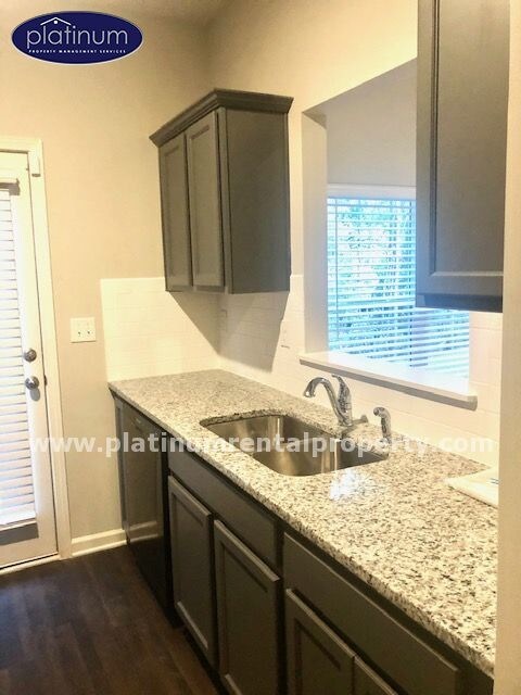 Foto del edificio - 3488 Brycewood Dr