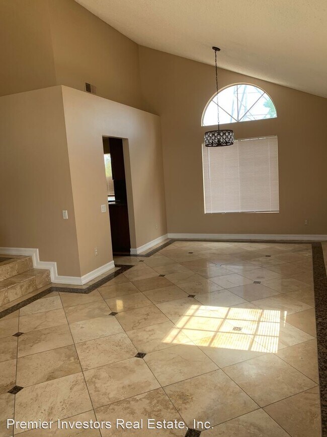 Building Photo - 3 br, 2.5 bath House - 3216 Ashgate Way