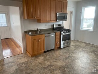 Building Photo - 311 Maple Ave