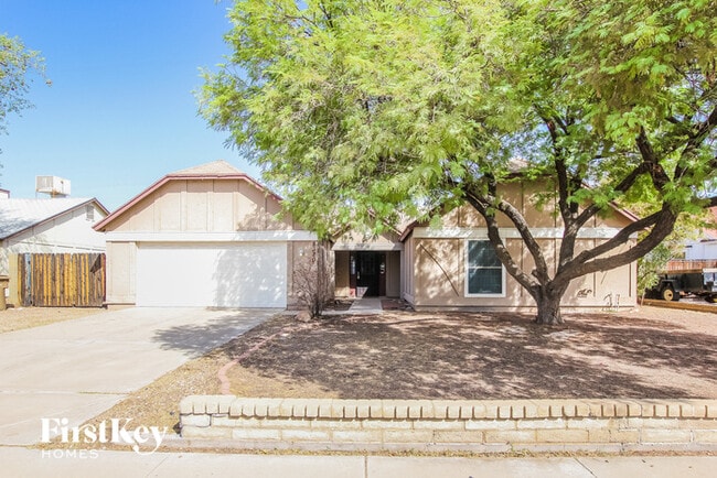 Building Photo - 8320 W Corrine Dr