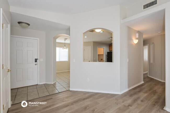 Foto del edificio - 6715 W Quailwood Way