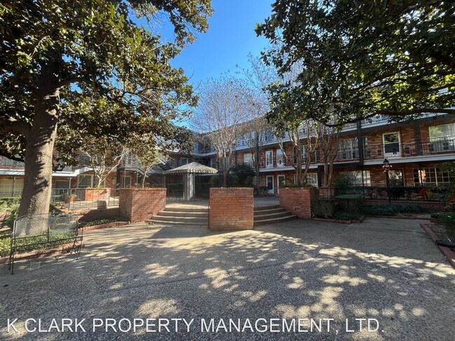Foto del edificio - 1 br, 1 bath House - 8401 N NEW BRAUNFELS ...