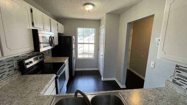 Foto del edificio - Condo For Rent