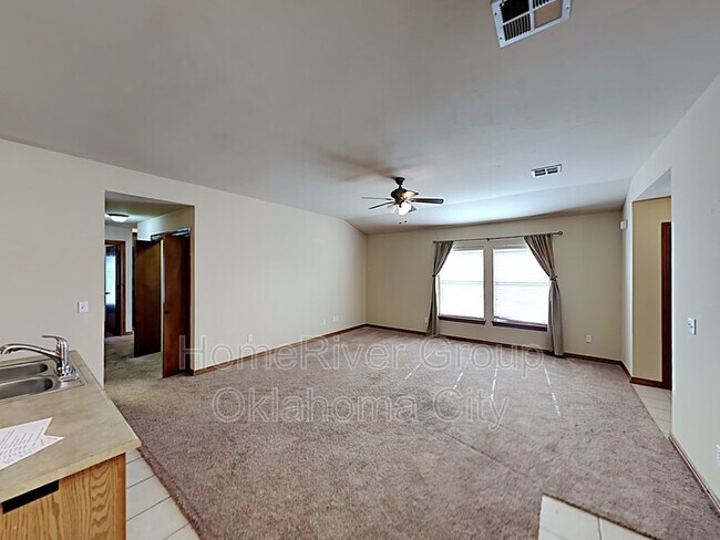 Foto del edificio - 602 Garrison Ln