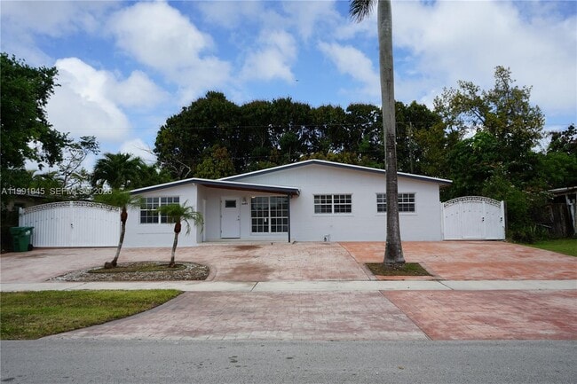 Building Photo - 12455 SW 185th Terrace