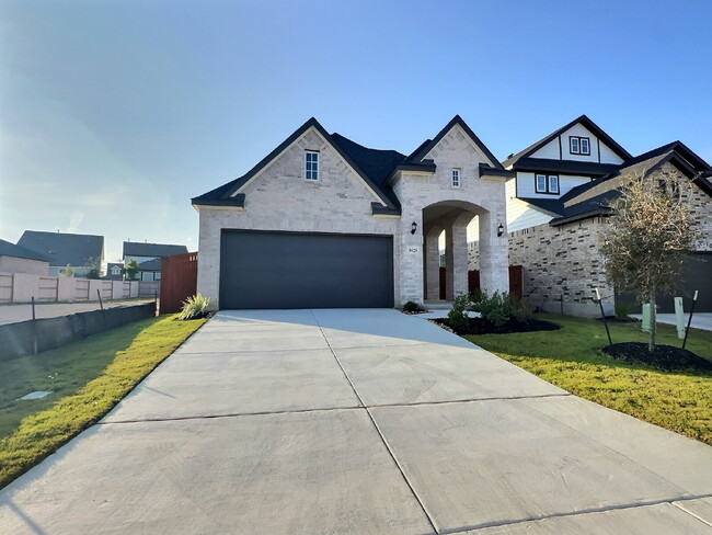 Foto del edificio - Step into a gorgeous, brand new home waiti...