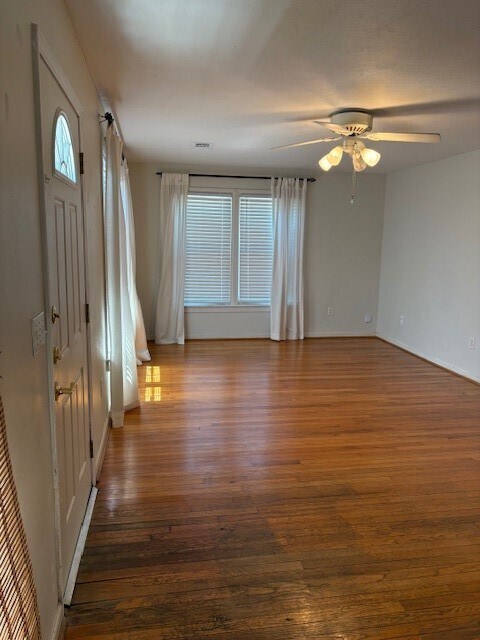 Foto del edificio - 614 1/2 Rutland St