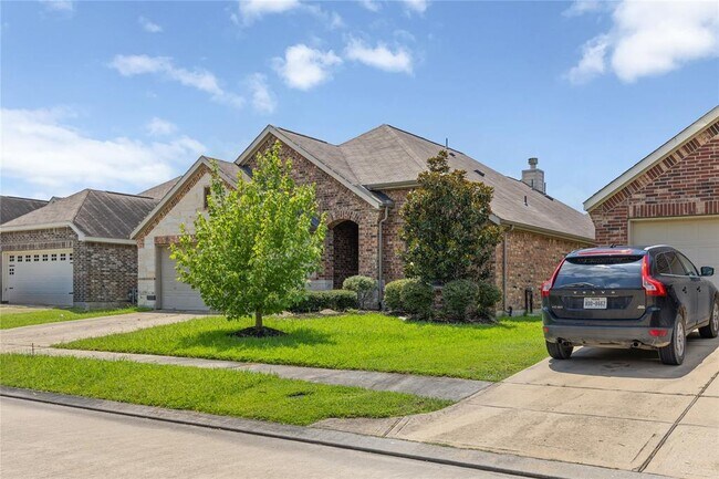 Foto del edificio - 21110 Bastide Ln