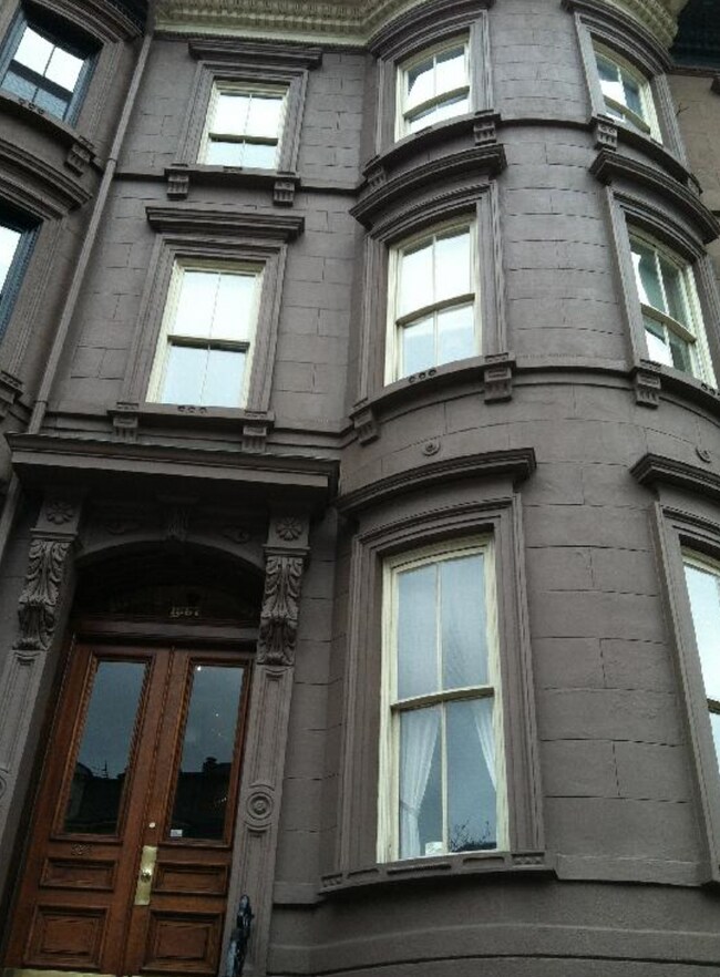 Foto del edificio - 521 Columbus Ave