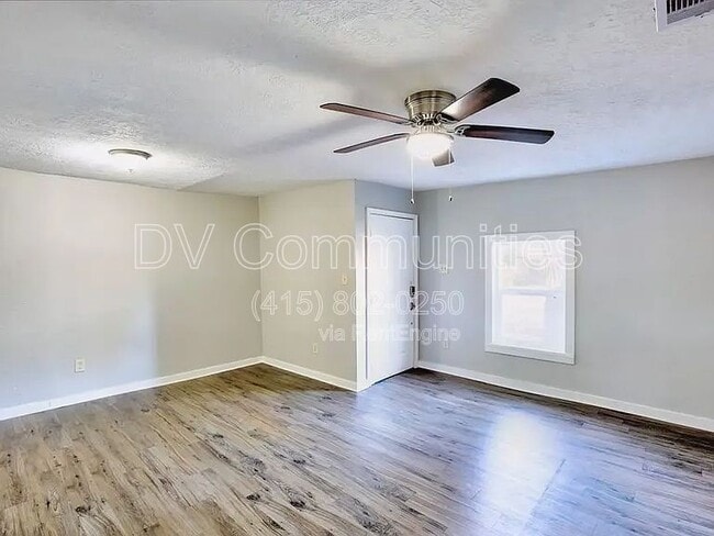 Building Photo - 1503 Bland St