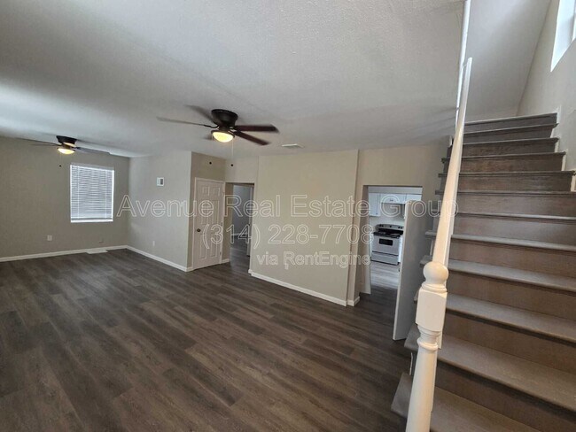 Foto del edificio - 1131 N Florissant Rd