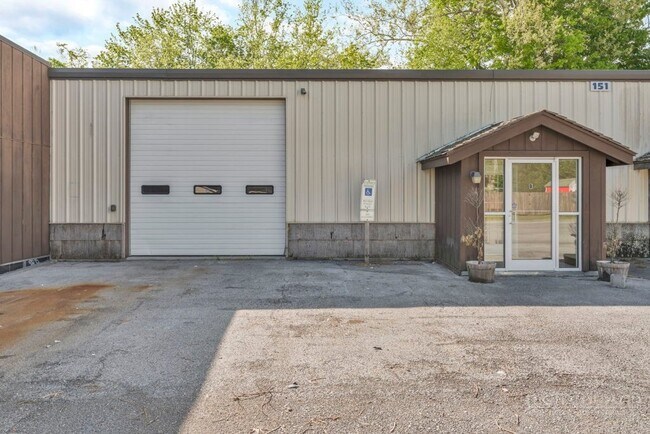Foto del edificio - 151 H O Aldridge Rd