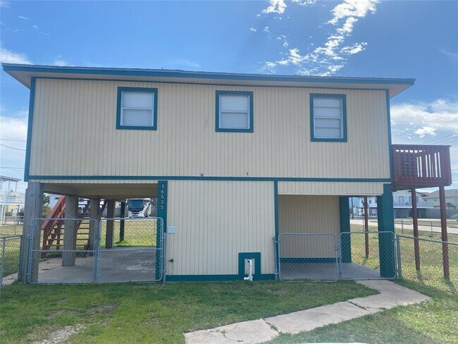 Building Photo - 16535 Henry Morgan Rd