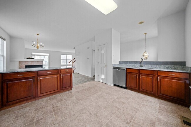 Foto del edificio - 760 Lambert Ln