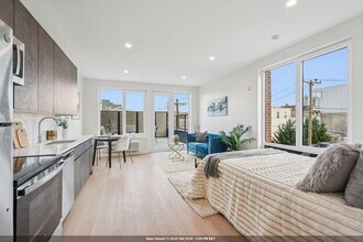 Building Photo - 1 Mallory Ave