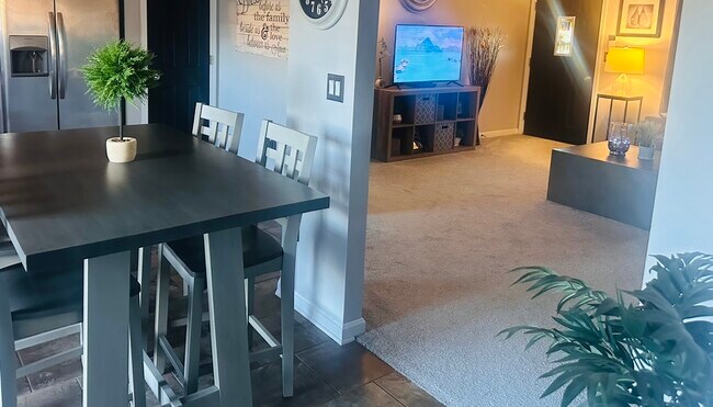 Foto del edificio - 1205 Pebble Creek Dr