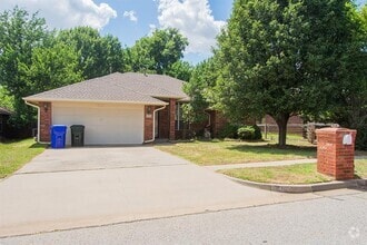 Building Photo - 4016 Bald Eagle Dr