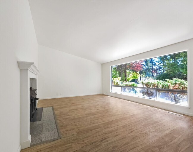 Foto del edificio - New Kitchen!! Beautiful family home w/extr...