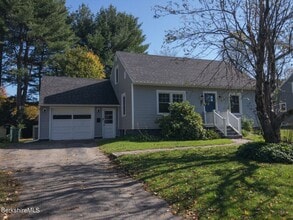 Building Photo - 138 Pine Grove Dr
