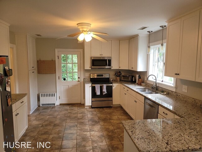 Foto del edificio - 4 br, 3 bath House - 8790 River Road